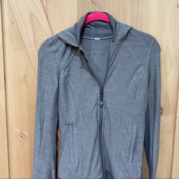 Lululemon Daily Practice Jacket heather gray Sz 2 - Picture 4 of 8